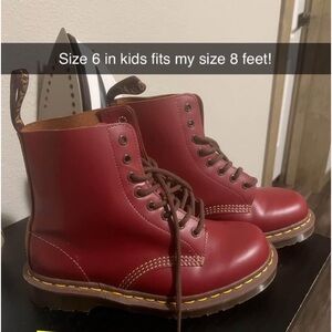 Brand new, size 6 but fits size 8 in women